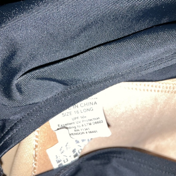 Swimsuit - Picture 5 of 5